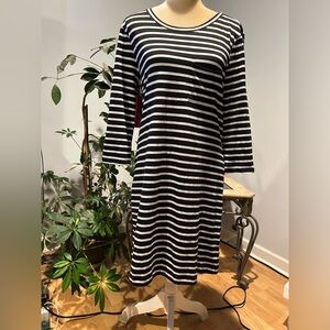 New. Sanctuary Anthropologie stripped SZ small dress .Cute!